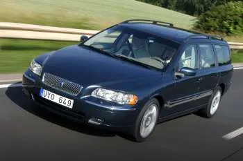 Volvo V70 2.5T Summum – fotka 5