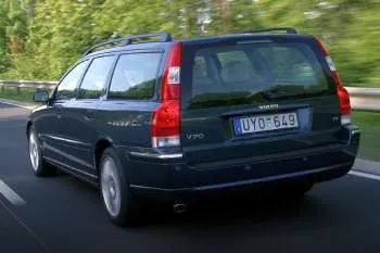 Volvo V70 2.5T Summum – fotka 6